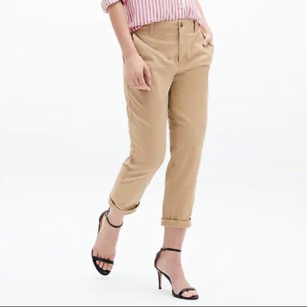 NWT Gap Khakis Dress Pants (Stretch)